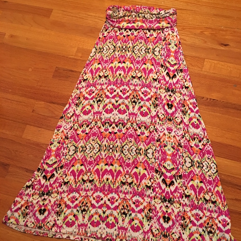 JUST IN Maxi Skirt. Very soft. Like new!